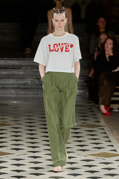 Look 21